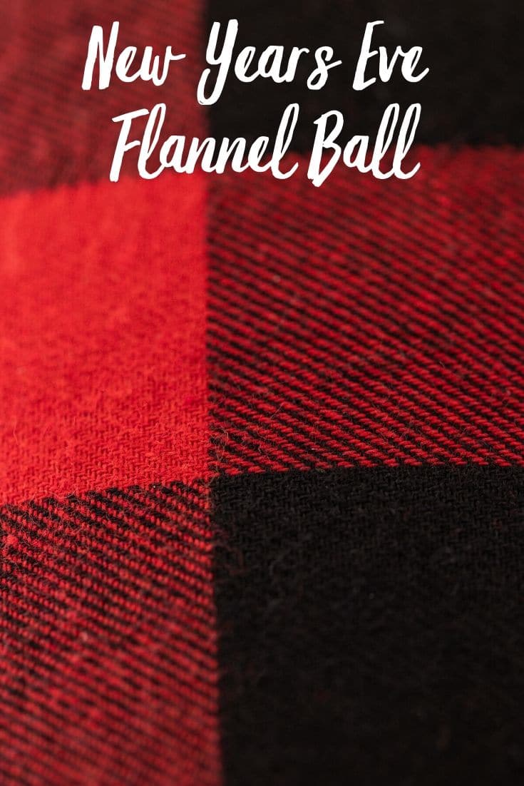 Want to go to a New Year’s Eve party in your flannel pajamas? Don your best flannel ware and head out to the Homie Flannel Ball in downtown Phoenix this year! 